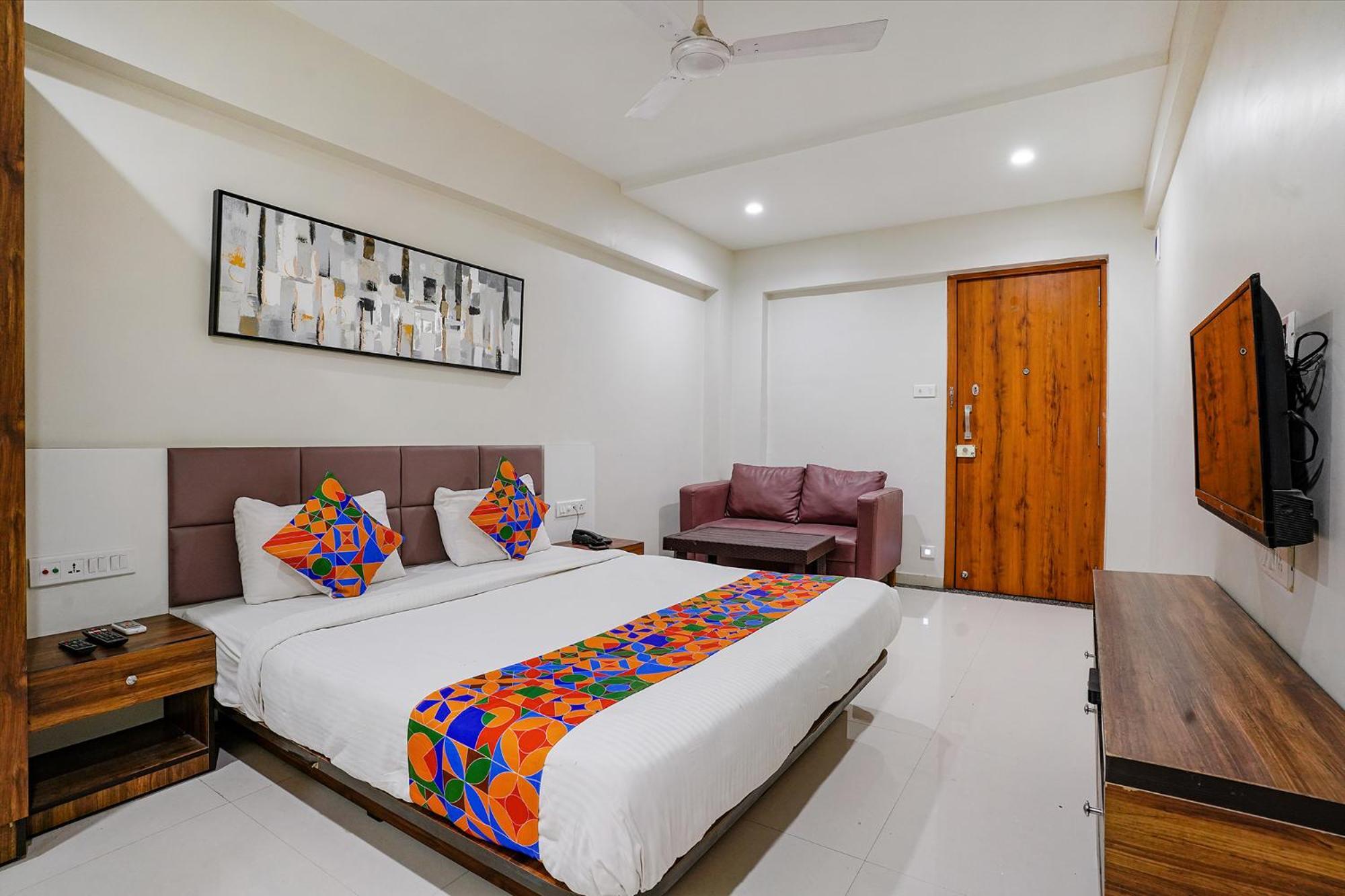 Fabhotel La Victoria - Galaxy Circle Bhatha Buitenkant foto