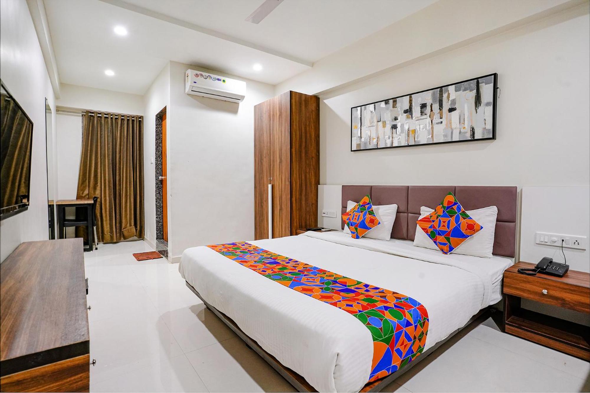 Fabhotel La Victoria - Galaxy Circle Bhatha Buitenkant foto